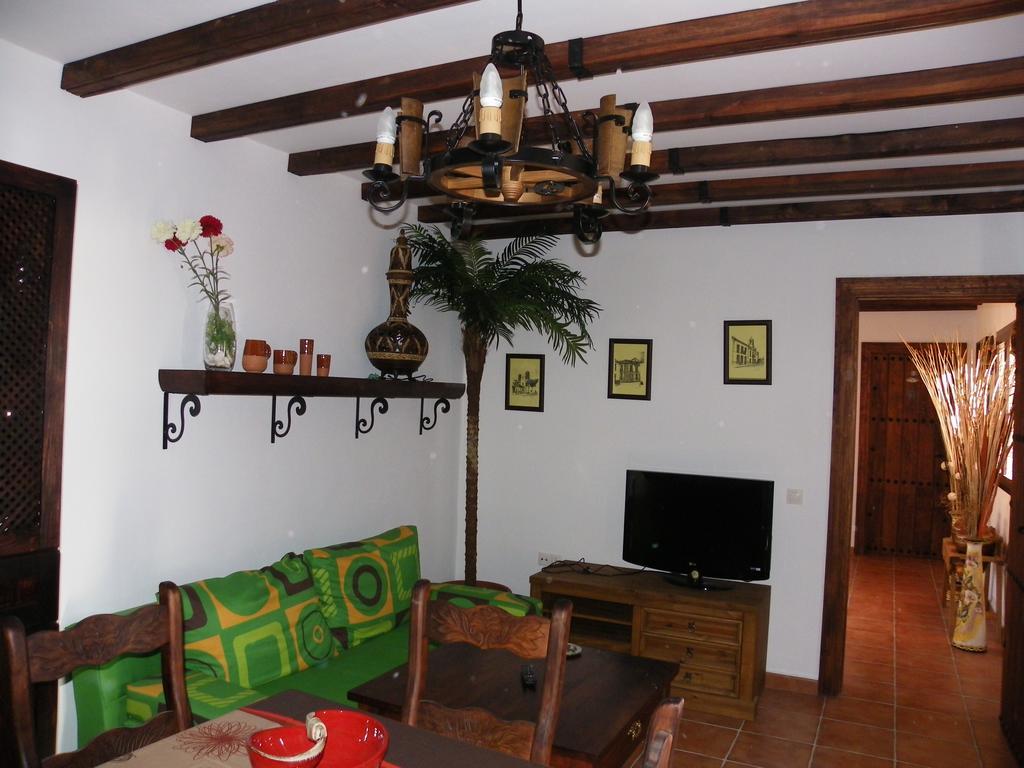 Apartamentos Fuente La Teja & Spa Los Llanos De Aridane Bilik gambar